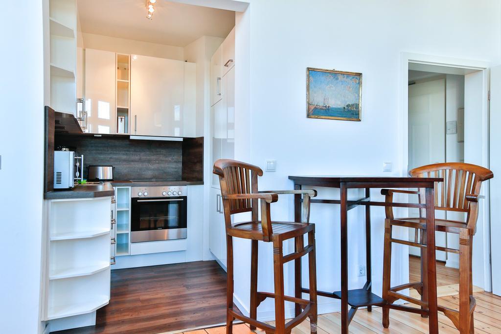 Riverside Apartment *